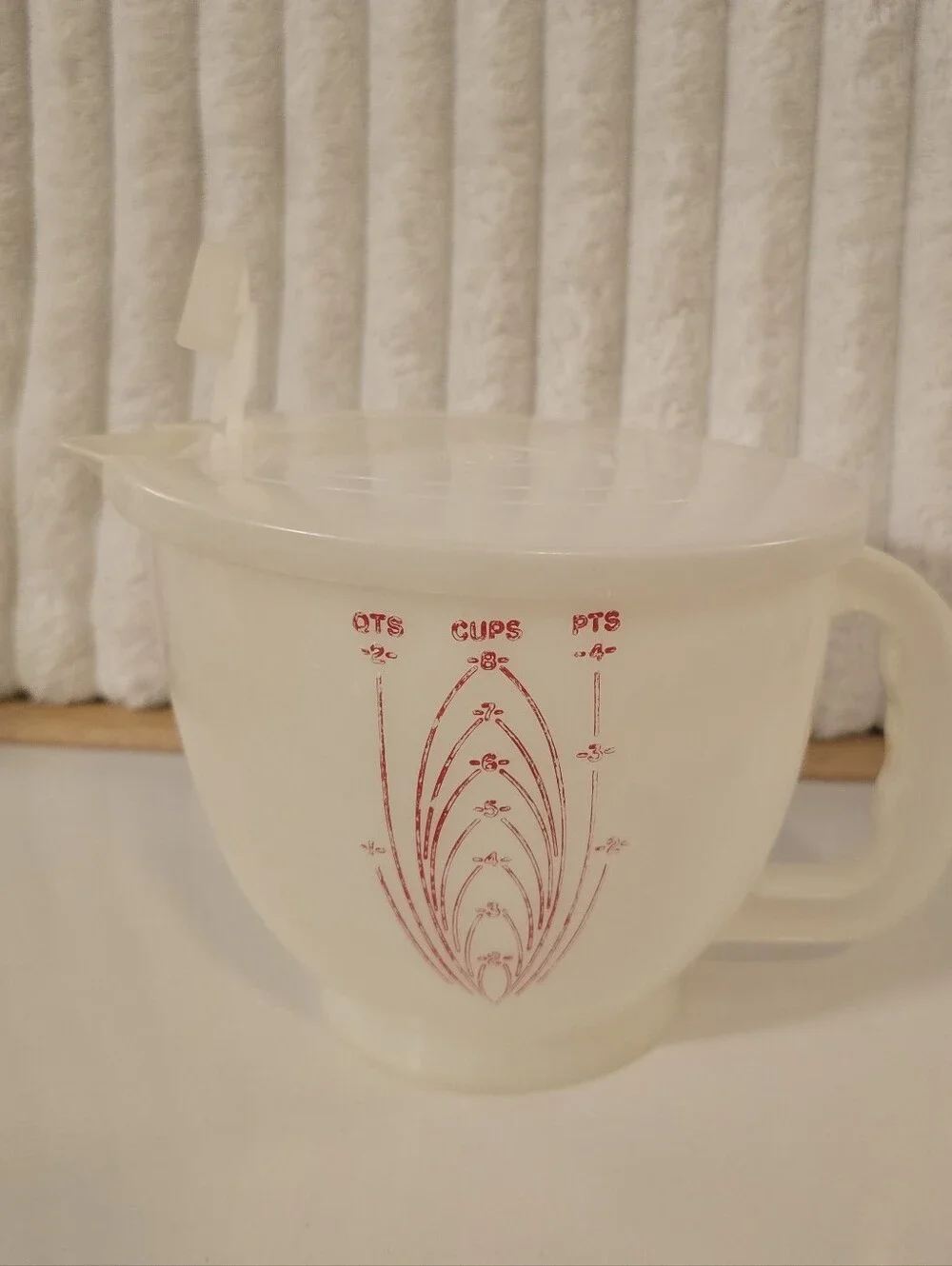 Vintage Tupperware Mix-N-Stor 8 Cup 2 Qt Measuring Batter Bowl Pitcher with Lid